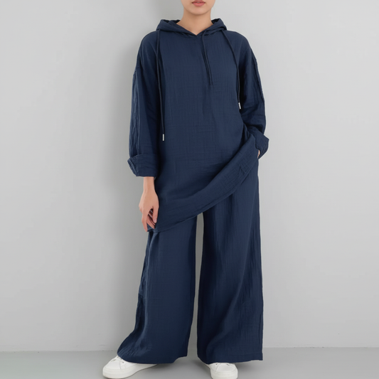 طقم هودي وبنطلون فضفاض