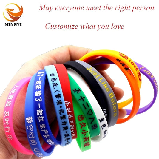 100 قطعة أساور سيليكون مخصّصة عرض 8 ملم، أساور يد صغيرة تُطبع عليها كتابات بالعبرية حسب طلبك، مناسبة للفعاليات،.